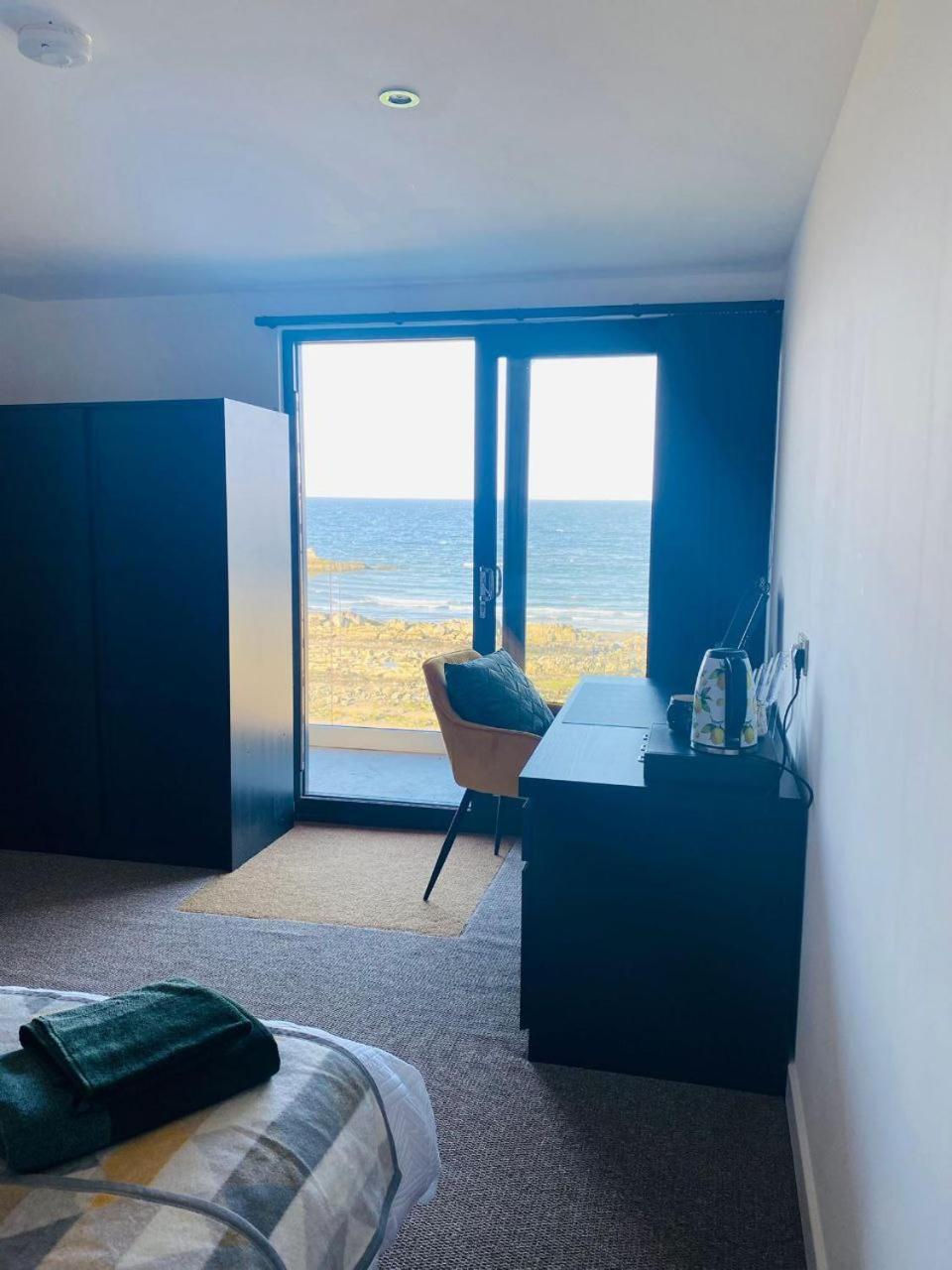 Luxury Beach Front Rooms- Pma Kirkcaldy Esterno foto